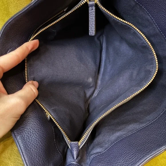 Tory Burch Gemini Link Belted Striped Hobo Crossbody - Picture 7 of 11